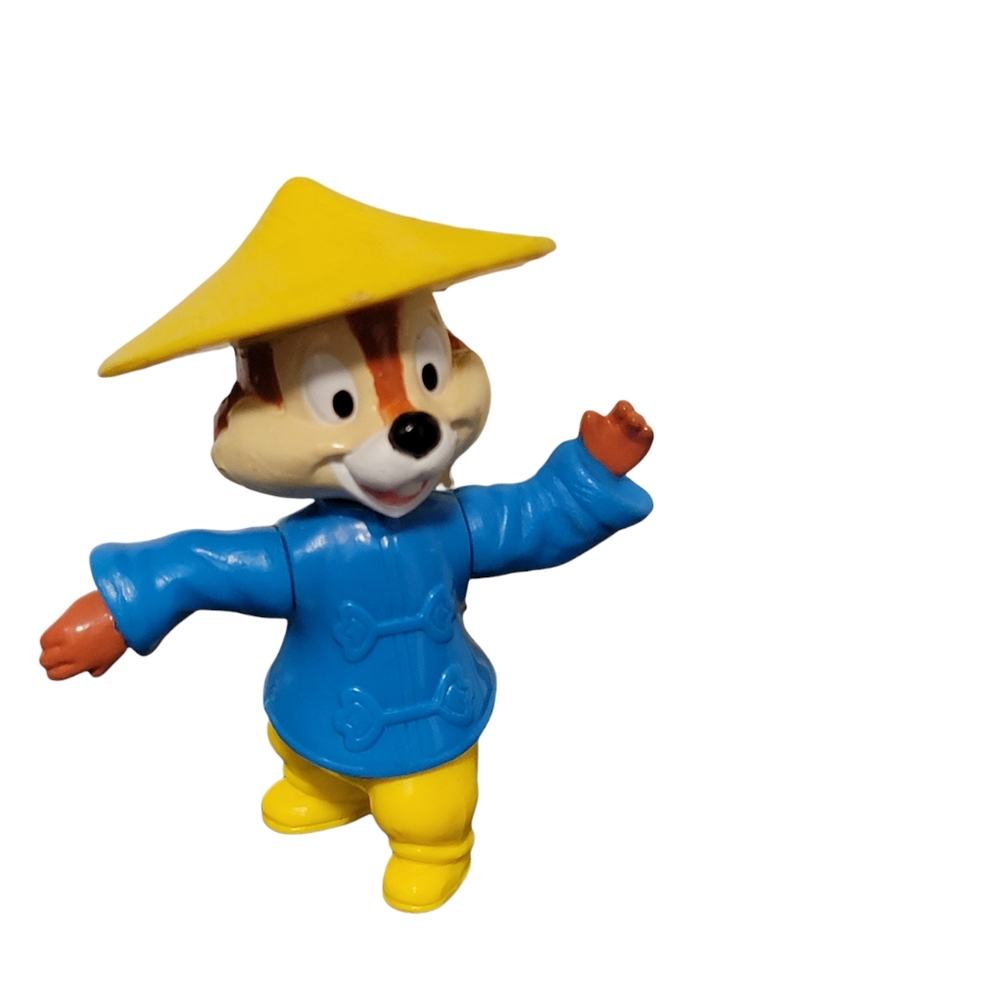 Disney McDonalds Happy Meal Epcot Cente Yellow Blue Rice Hat Kung Fu Squirrel 2"